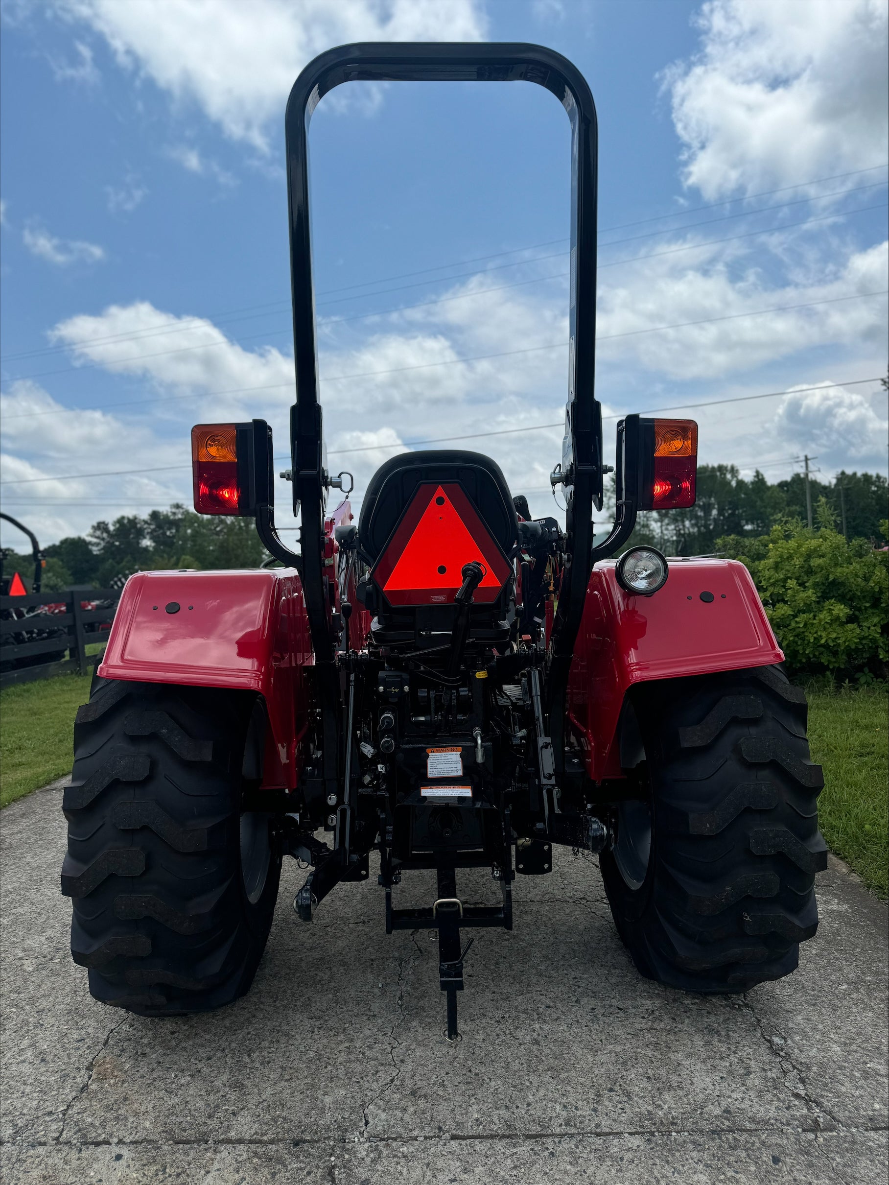 2024 Mahindra 4550 4WD