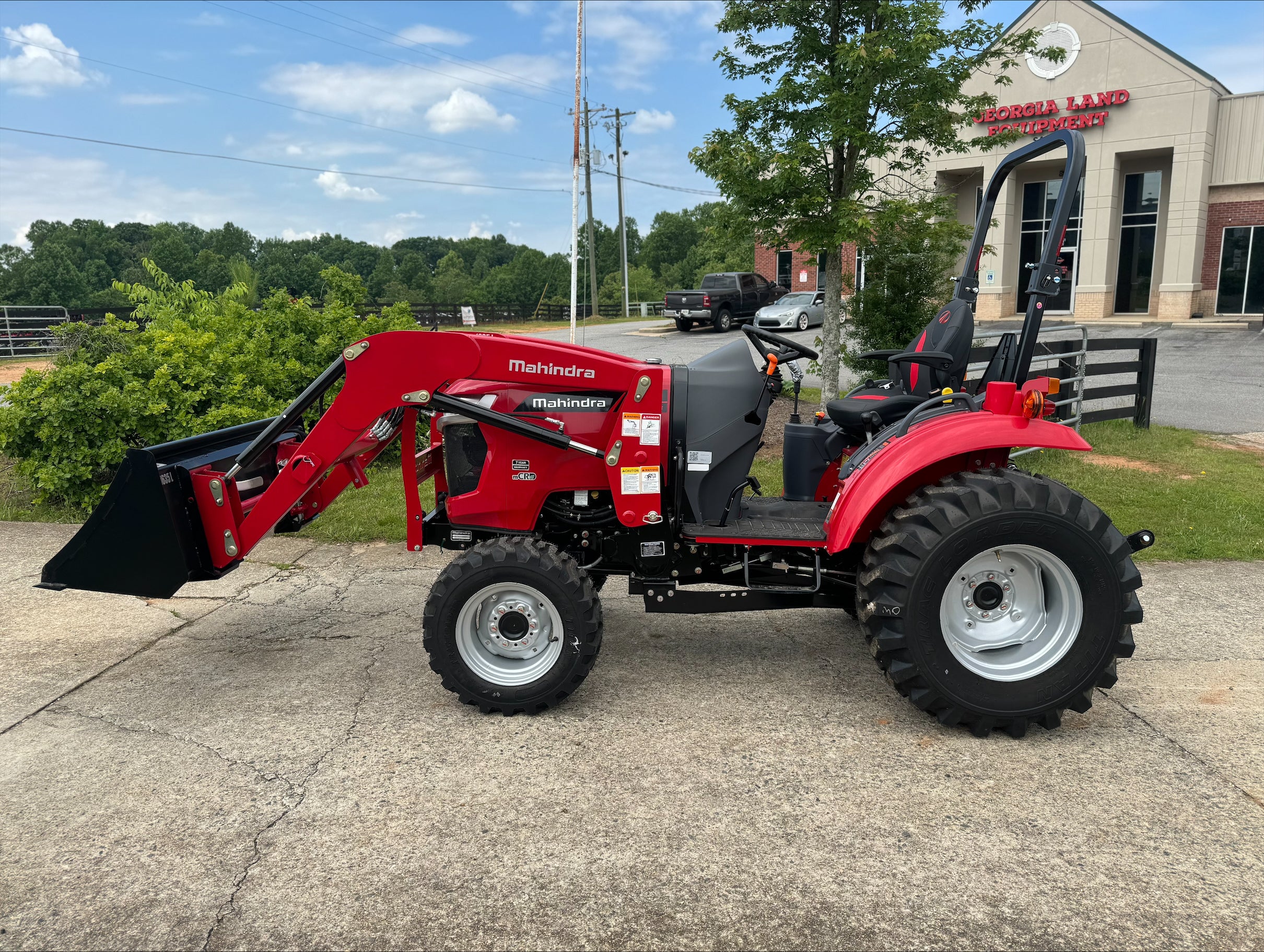 2024 Mahindra 1635